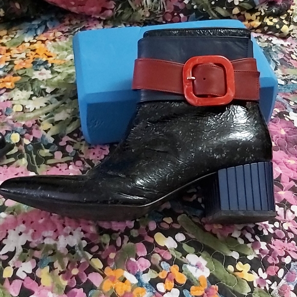 John Fluevog Shoes - Fluevog booties